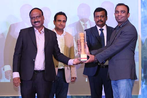 Mr. Raman Pillai, CIO- Ather Energy receives Most Promising CIOs of the Year award at 10th SIITF 2019 on behalf of Mr. Ravinderpal Singh, CIO- Air Vis