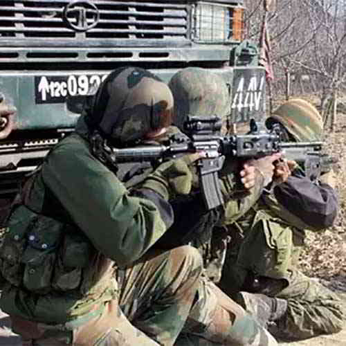 Why were the migrant labourers killed in Kashmir?